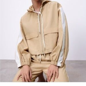 Zara Beige Hooded Cropped Anorak Jacket XS